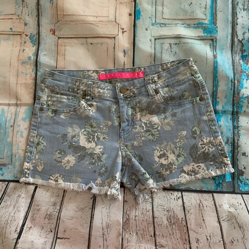 Tinseltown floral denim shorts